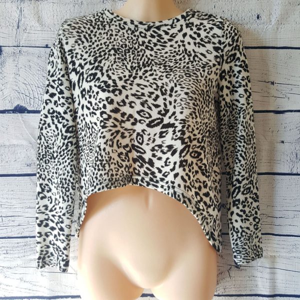 bardot junior midriff leopard print black white long sleeve crop top 316470